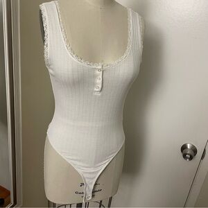 Forever 21 white lace bodysuit Size M
